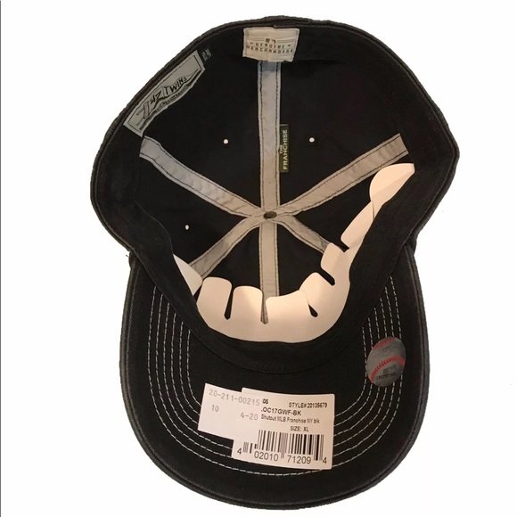 New York Yankees Twins Shutout Franchise XL Cap - Picture 4 of 7